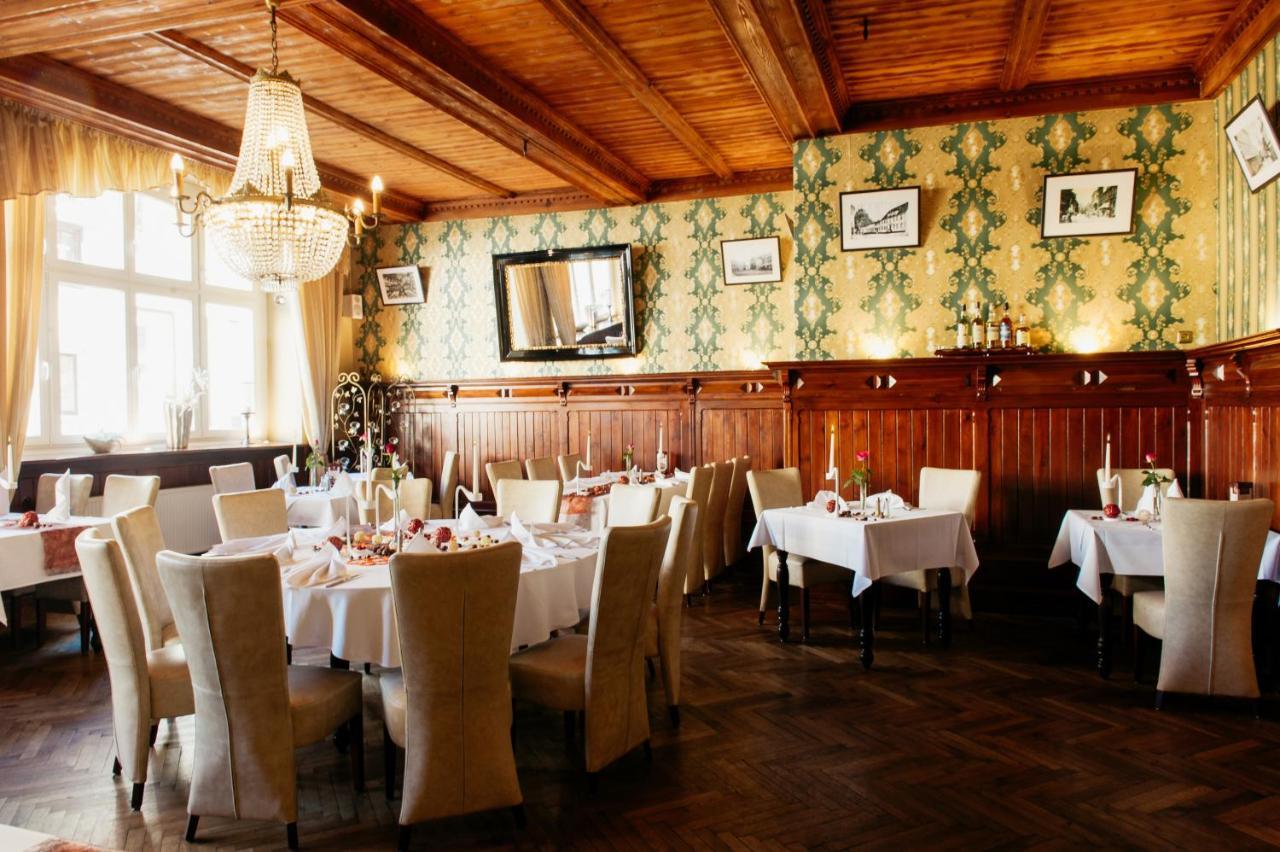 Hotel & Restaurant "Deutscher Kaiser" Perleberg Extérieur photo
